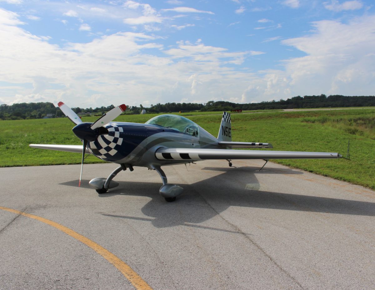 1995 Extra EA300L Aerobatic