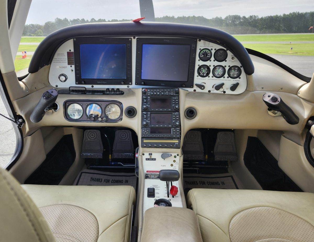 2004 Cirrus SR22 G2