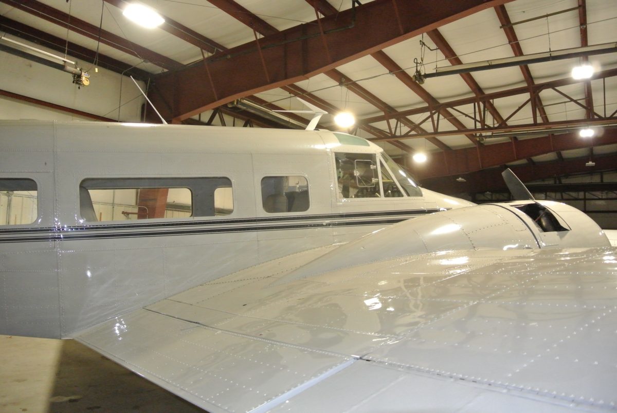 1969 Beech H18 "Twin Beech"