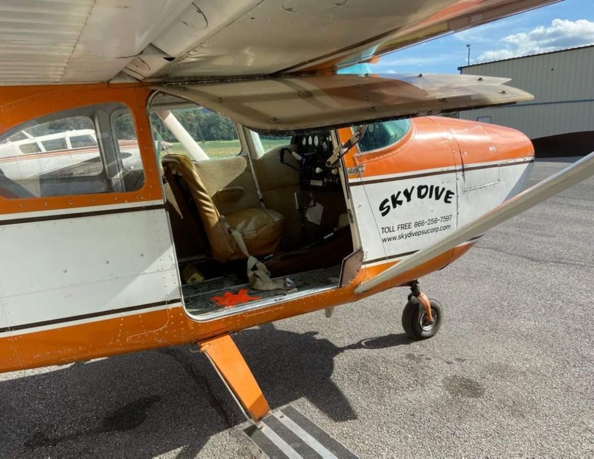 1957 Cessna 182