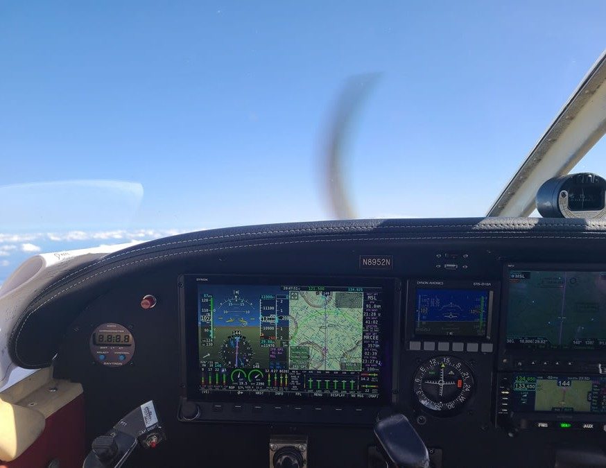 1969 Piper PA-32-300 "Cherokee Six"
