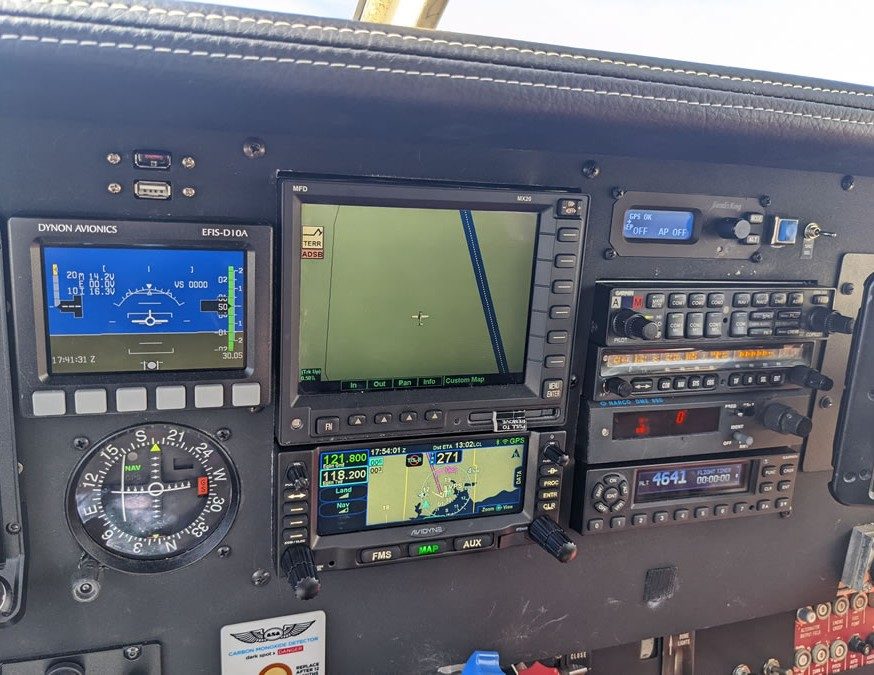 1969 Piper PA-32-300 "Cherokee Six"
