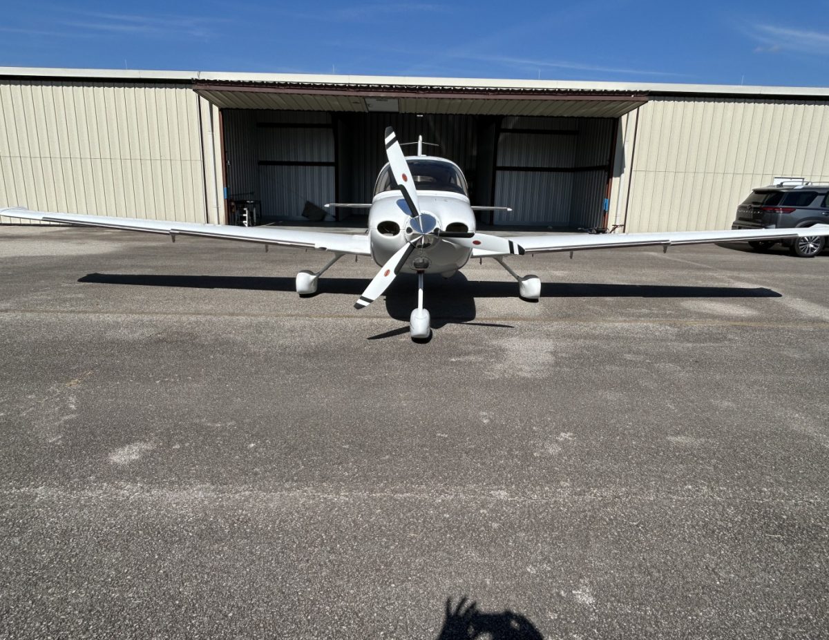 2004 Cirrus SR22 G2