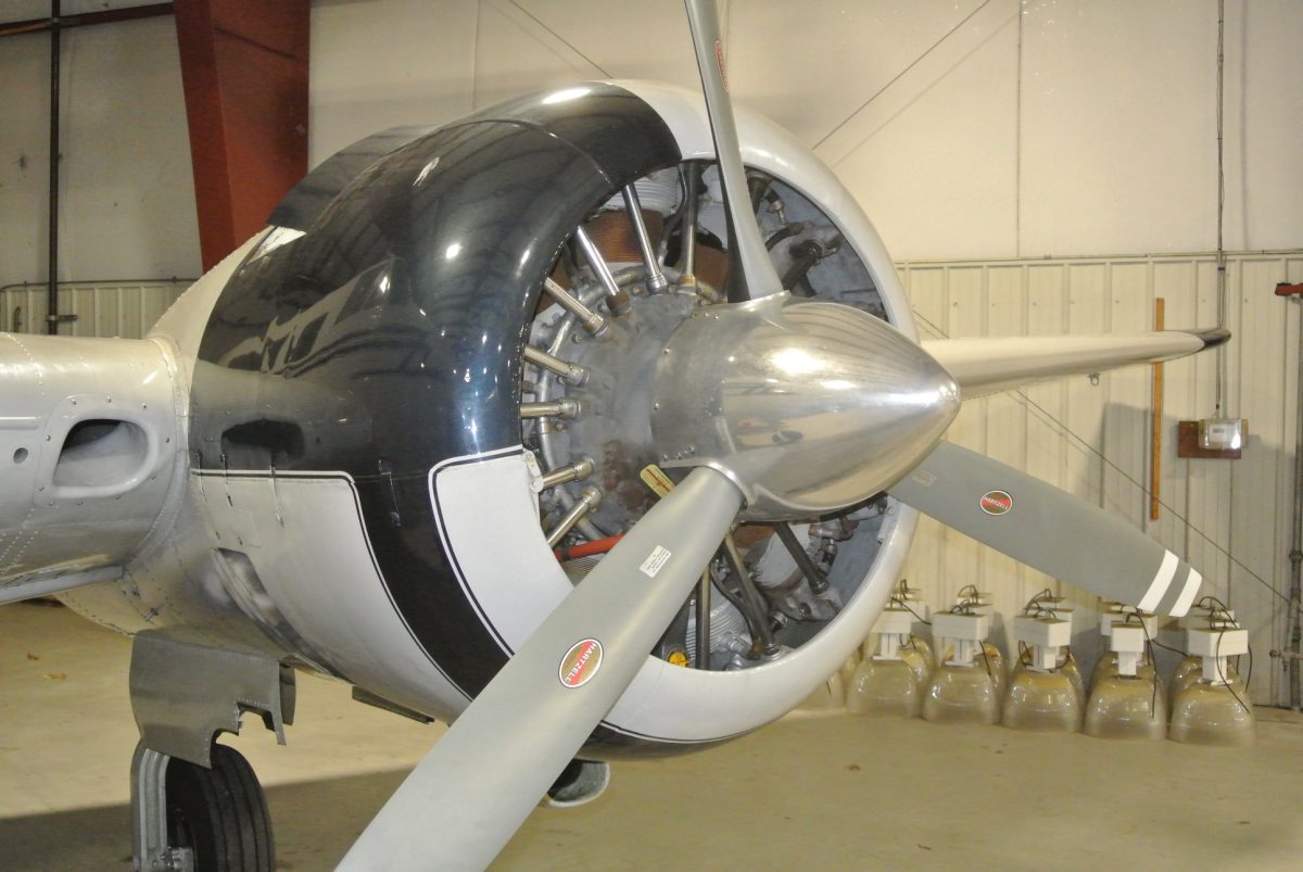 1969 Beech H18 "Twin Beech"